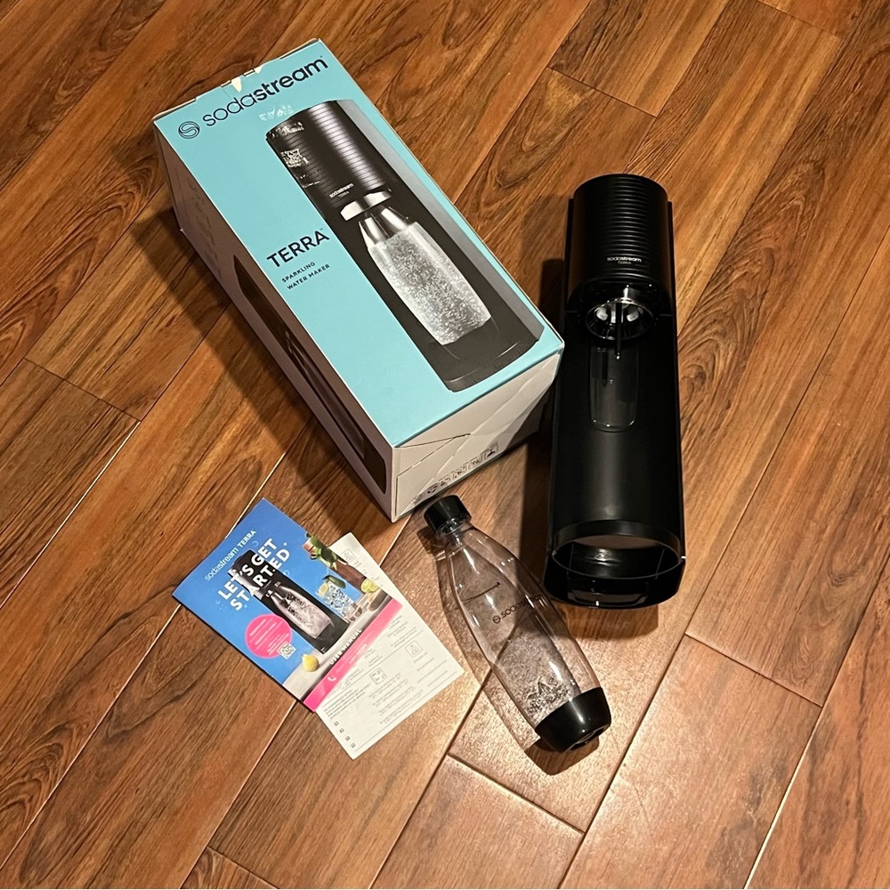 *No Canister* SodaStream Terra Sparkling Water Maker & Carbonating Bottle